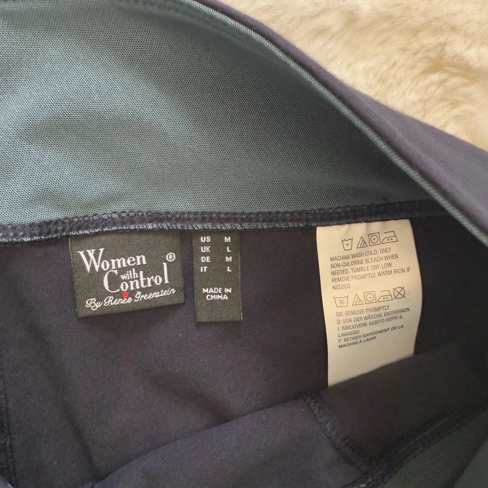 NWT Women with Control by Renee Greenstein Navy Blue Joggers - Picture 4 of 6
